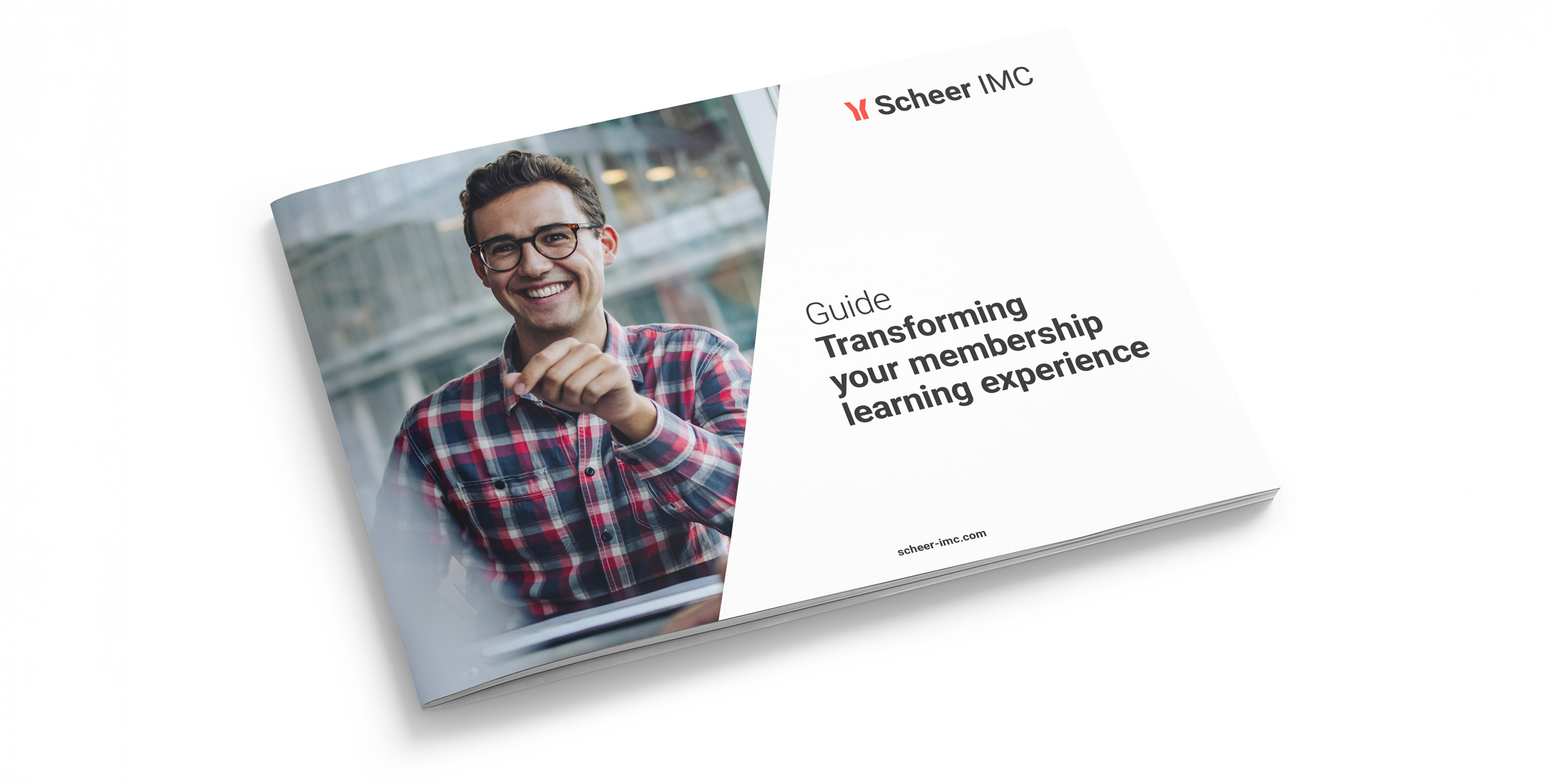 Mockup-Montage_Guide-Membership-Hubspot